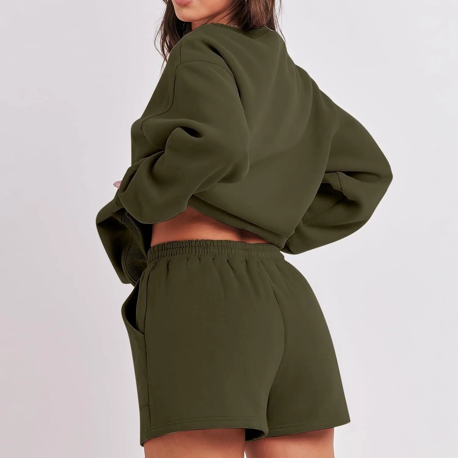 2 Piece Outfits Sweatsuit For Women Oversized Crewneck Sweatshirt & Lounge Shorts Set 2023 Fall Fashion Tracksuit