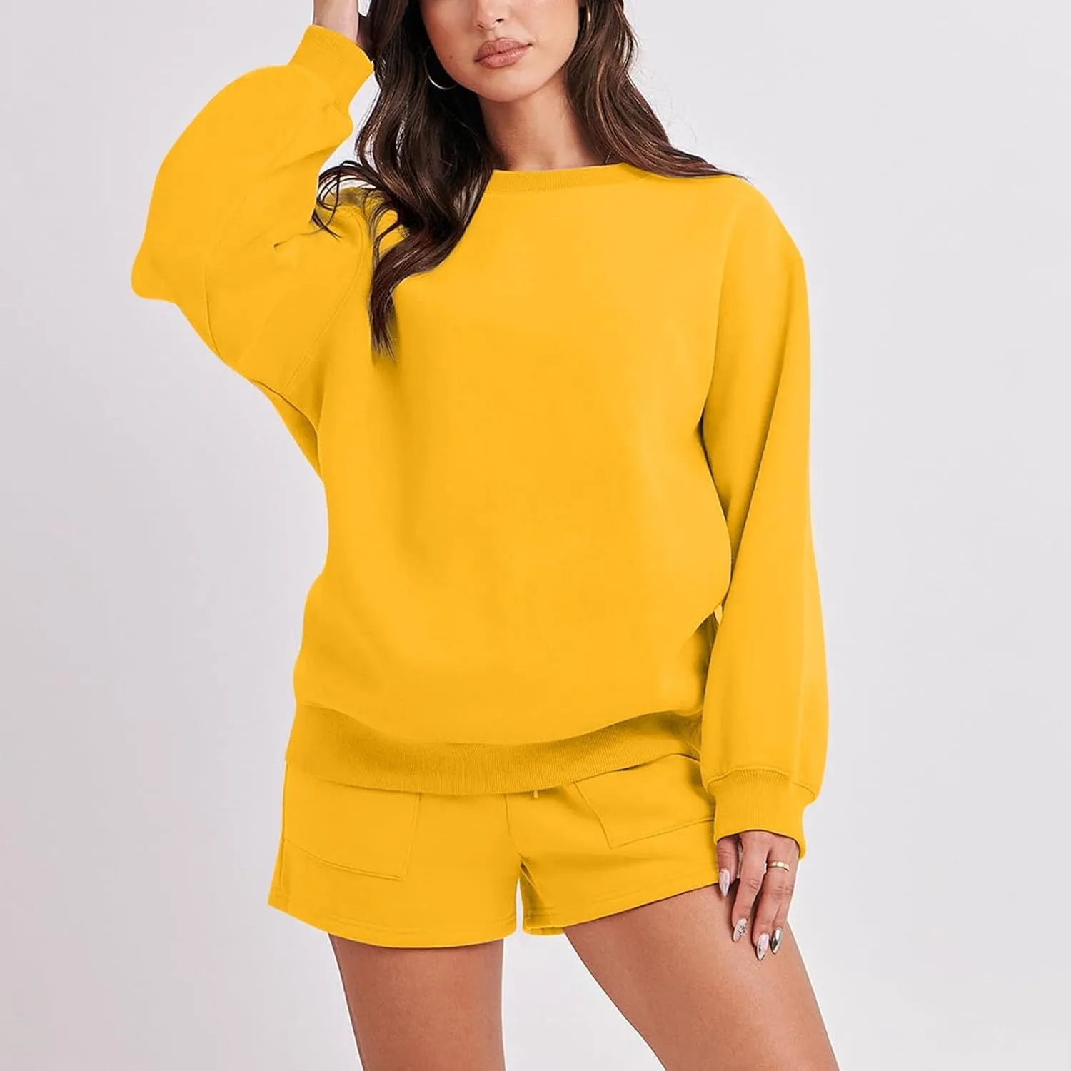 2 Piece Outfits Sweatsuit For Women Oversized Crewneck Sweatshirt & Lounge Shorts Set 2023 Fall Fashion Tracksuit
