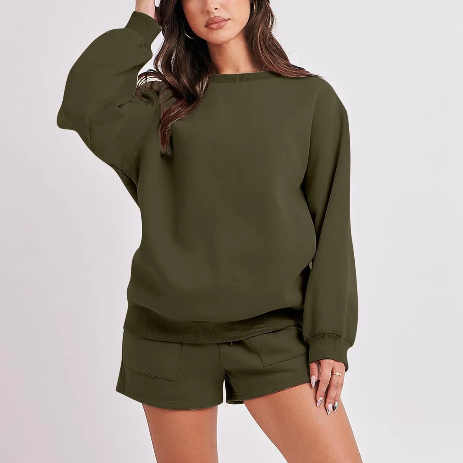 2 Piece Outfits Sweatsuit For Women Oversized Crewneck Sweatshirt & Lounge Shorts Set 2023 Fall Fashion Tracksuit