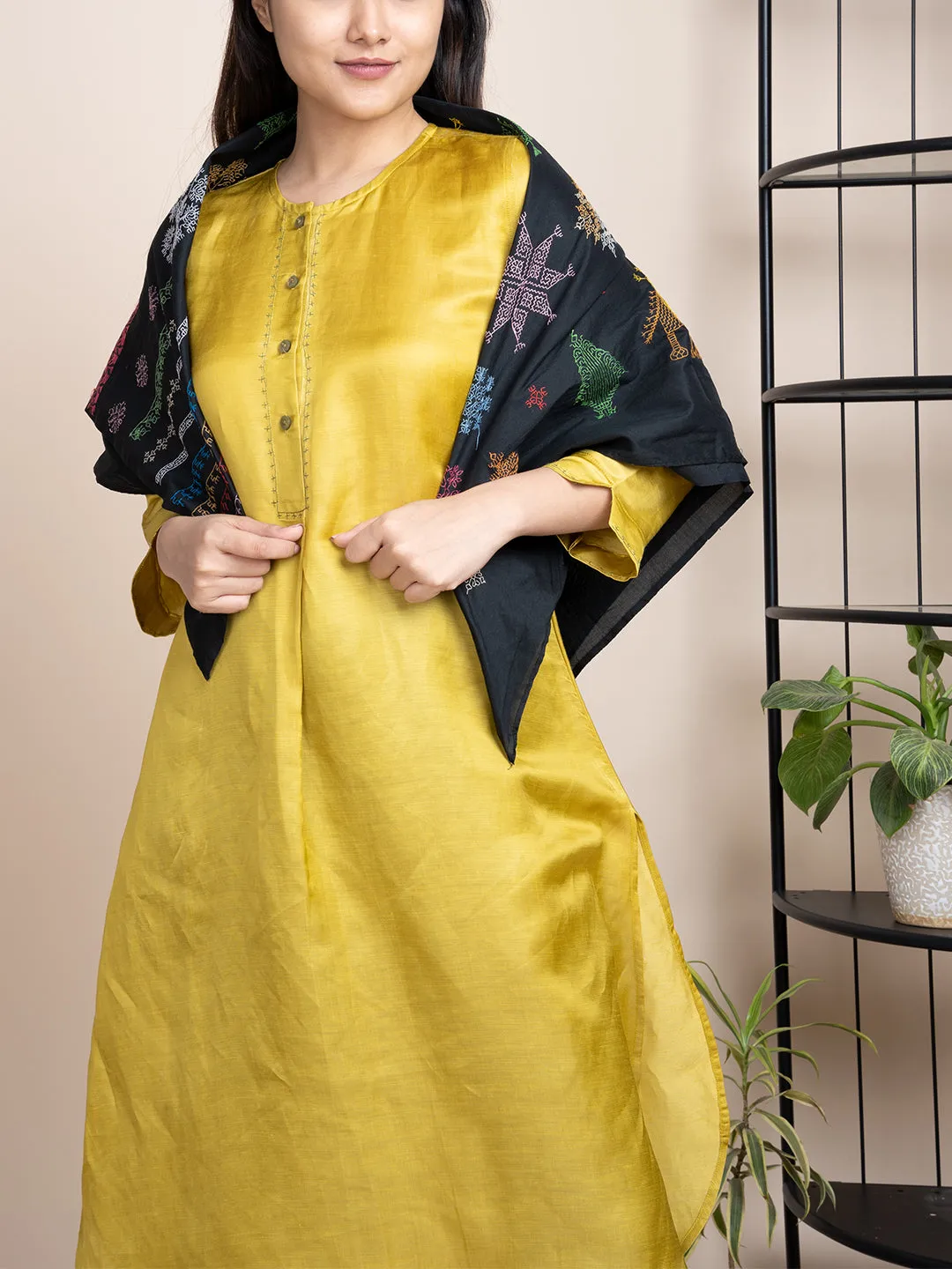Embroidered Silk Handloom Stole Peach