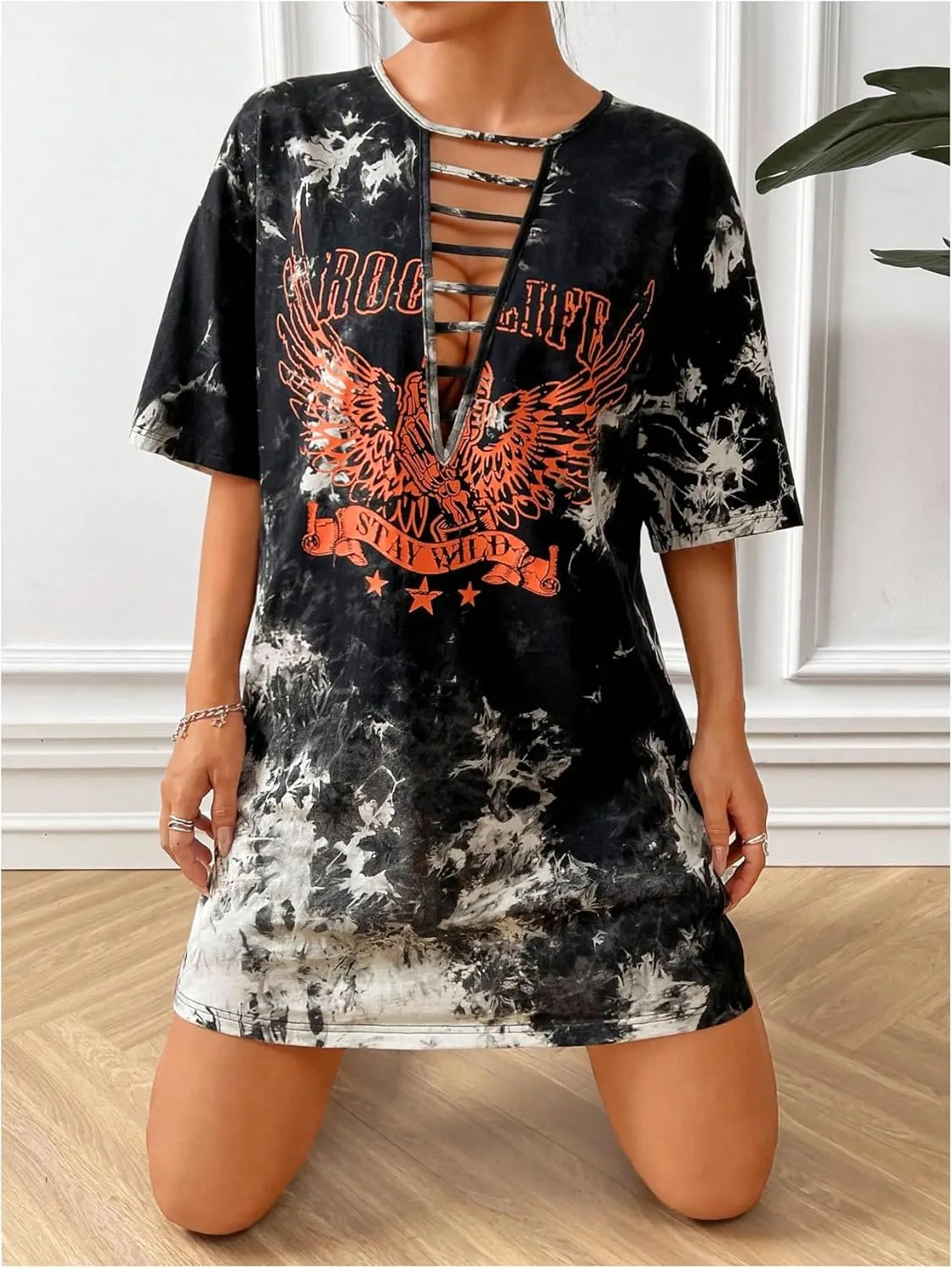 Floerns Women's Tie Dye Graphic Print Short Sleeve Cut Out Drop Shoulder Tee Dress