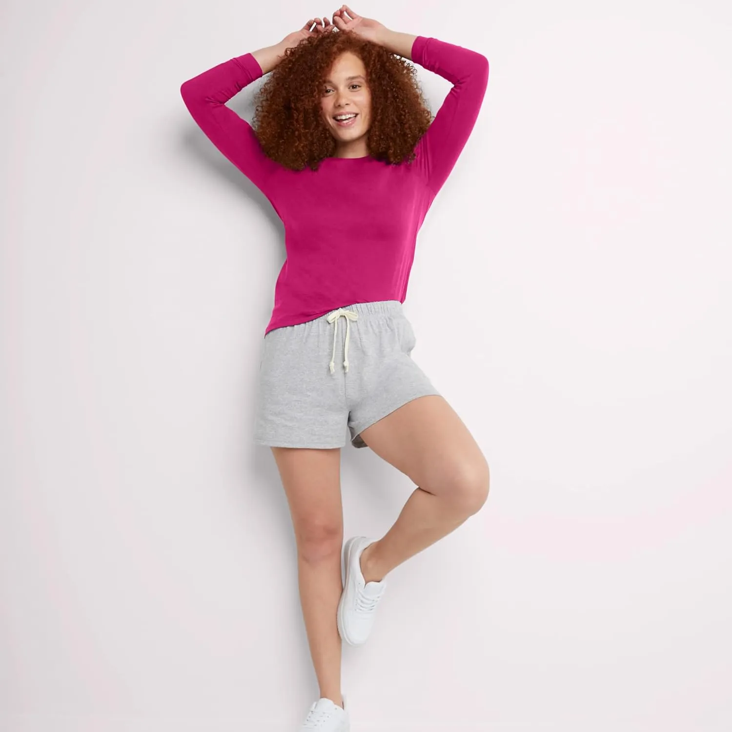 Hanes Women's Long Sleeve Cotton T-Shirt, Lightweight Crewneck Tee for Women, Modern Fit