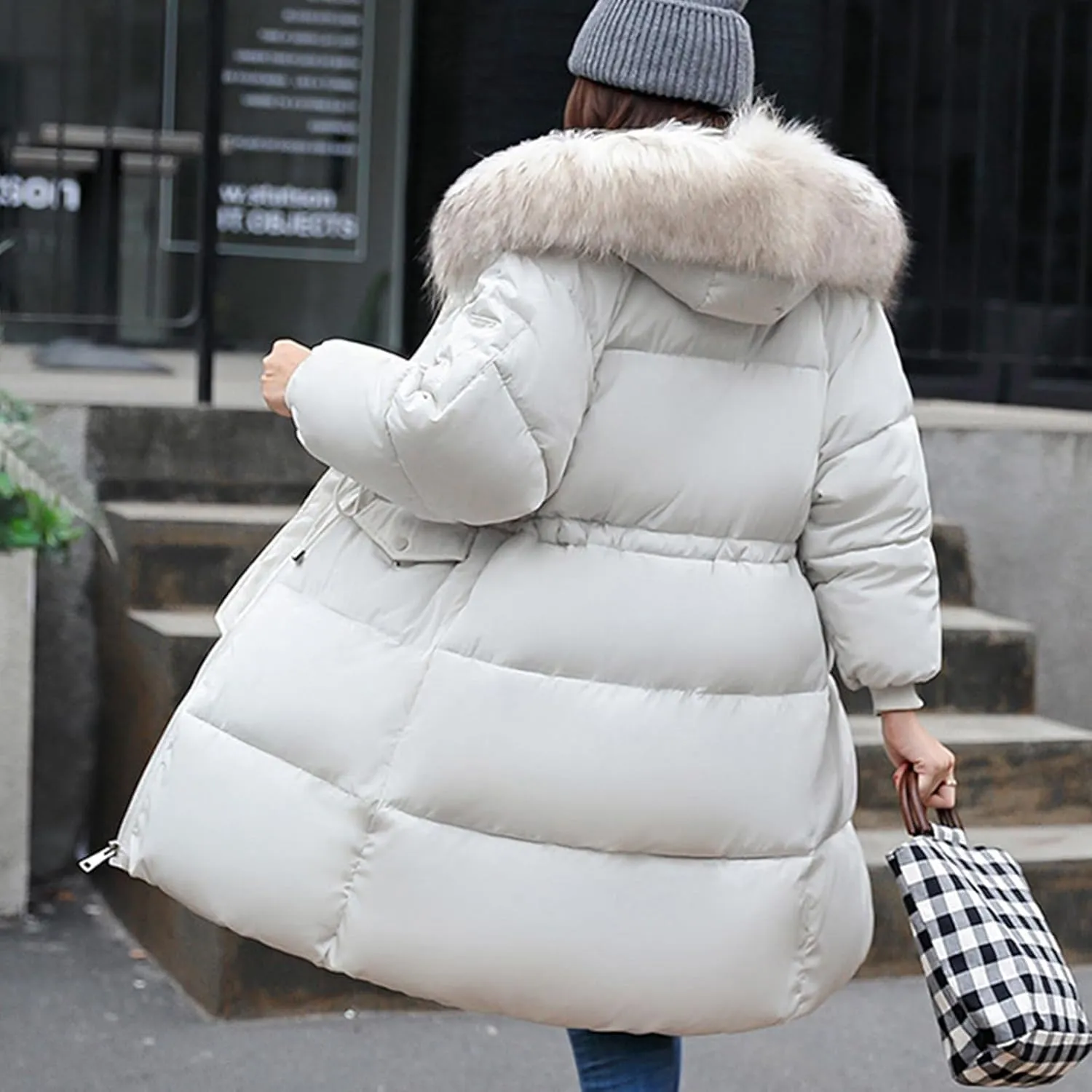 Mmoneyake Winter Coats for Women Oversize Warm Parka Jackets Long Thickened Down Jacket Overcoat Outerwear with Fur Hood