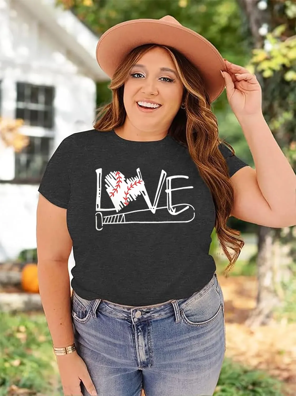 Plus Size Baseball Mom Shirt Women Love Heart Graphic Baseball T Shirt Mothers Day Baseball Gift Short Sleeve Tees