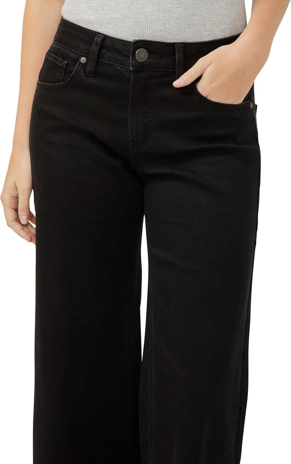Silver Jeans Co. Women's Suki Mid Rise Curvy Fit Flare Leg Jeans