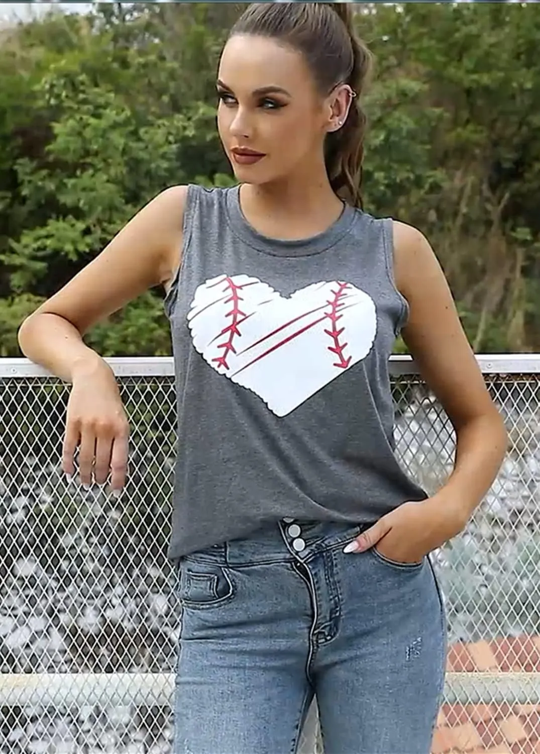 TAOHONG Baseball Tank Top Women Heart Print Baseball Tanks Cute Workout Graphic Casual Summer Sleeveless Shirt Vest Top