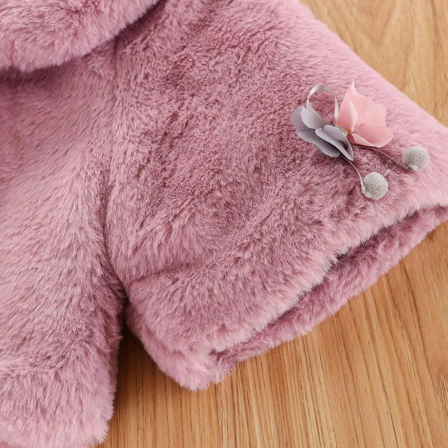 Toddler Baby Girls Cute Winter Warm Thick Faux Fur Capes Cardigan Cloak Coat with Bow Pom-Pom Balls Fuzzy Outwear