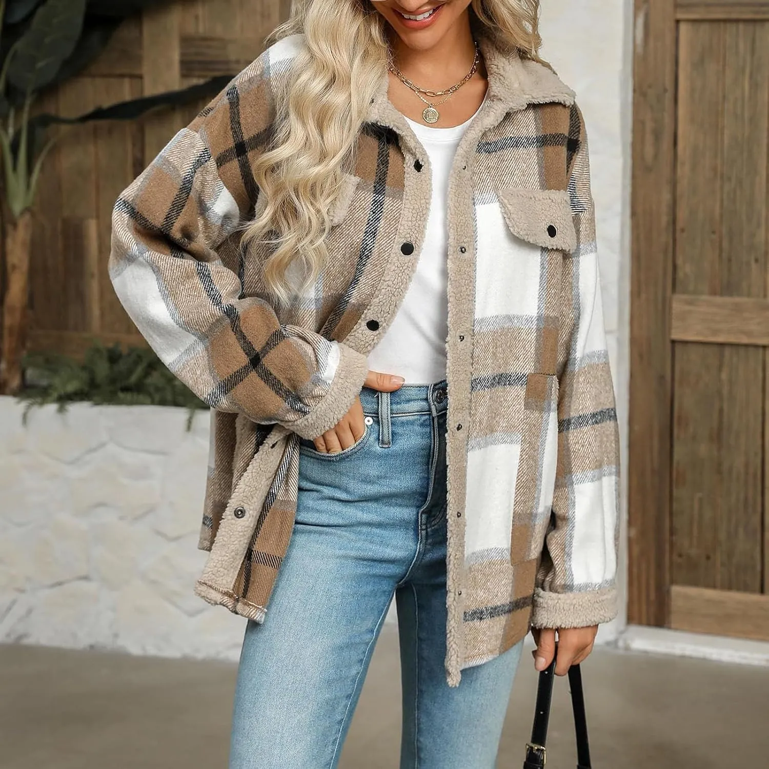 Women's Fuzzy Fleece Lined Jacket Flannel Sherpa Plaid Shacket Jackets Fall Winter Button Down Long Sleeve Coat