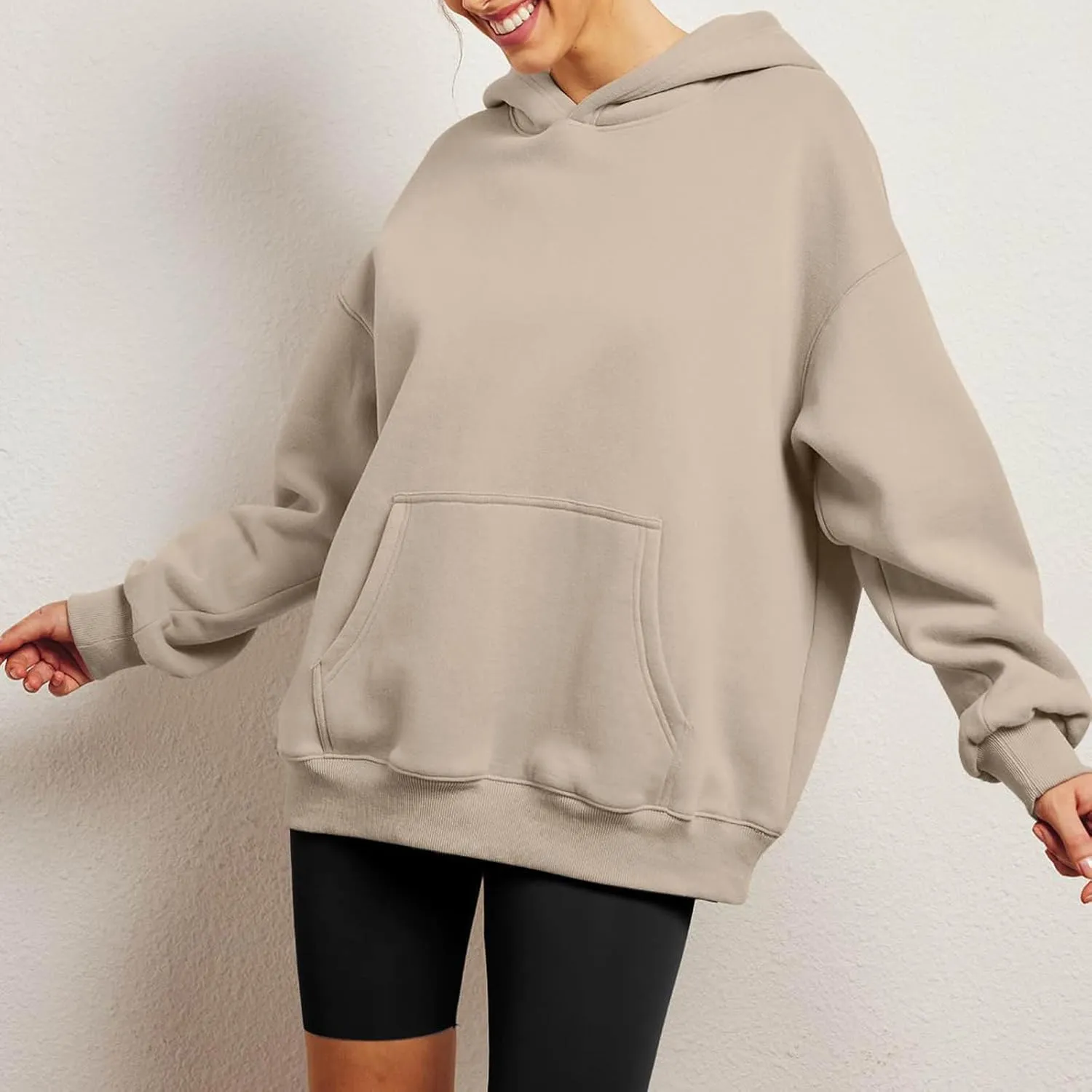Womens Oversized Hoodie Long Sleeve Drop Shoulder Baggy Sweatshirts Lightweight Pullover Tops Fall Outfits w/Pockets