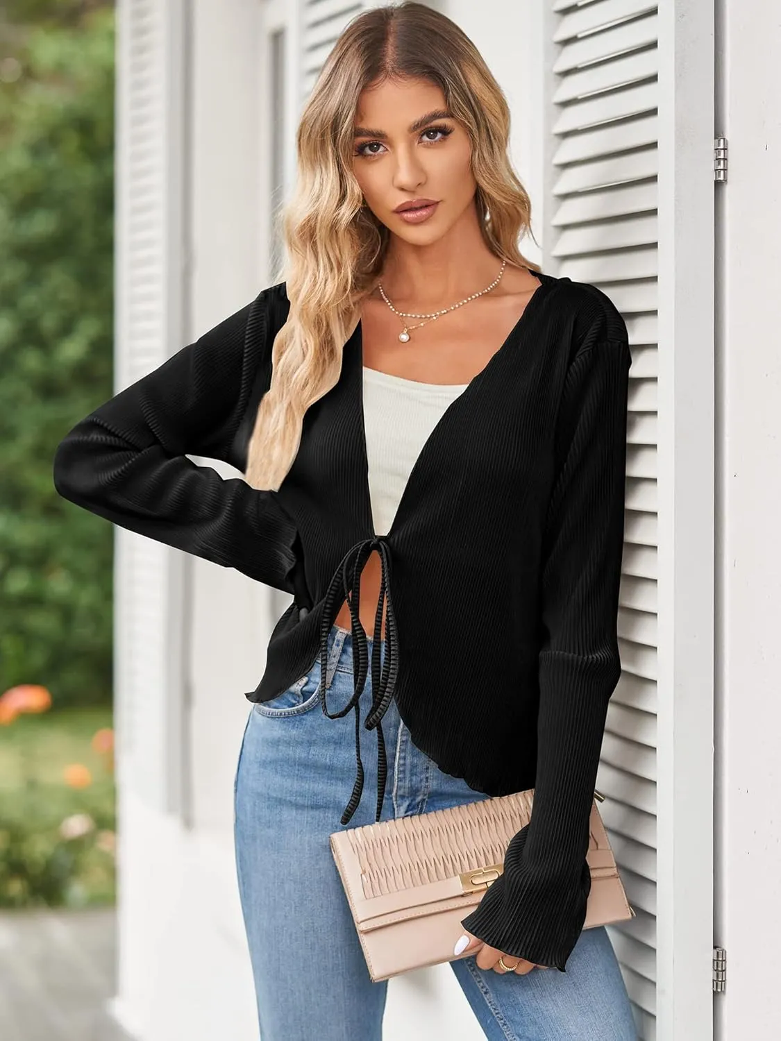 ZAFUL Women's Deep V Neck Tie Front Top Flare Sleeve Plisse Pleated Blouse Shirt Top Y2k Vintage Streetwear