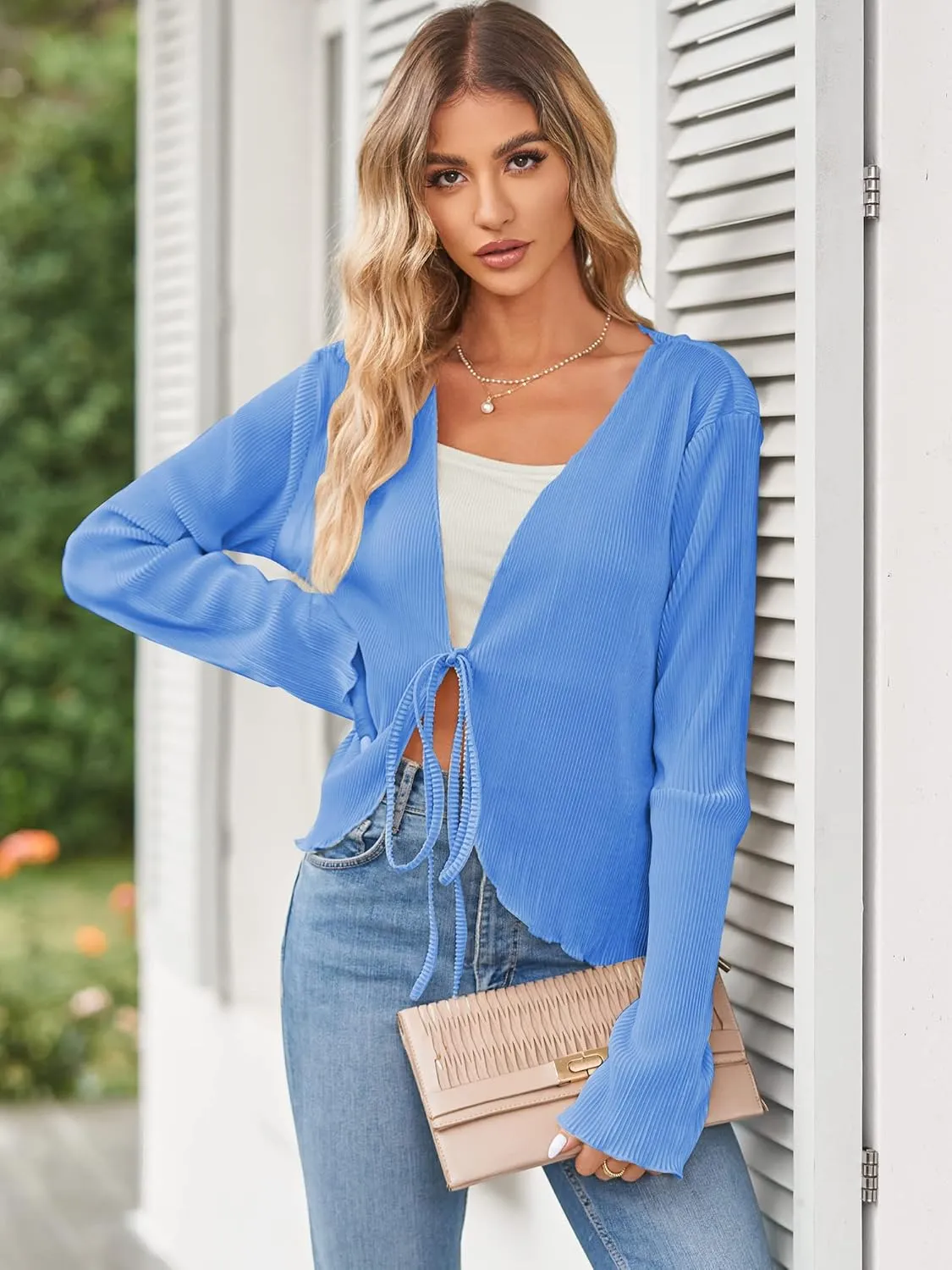ZAFUL Women's Deep V Neck Tie Front Top Flare Sleeve Plisse Pleated Blouse Shirt Top Y2k Vintage Streetwear